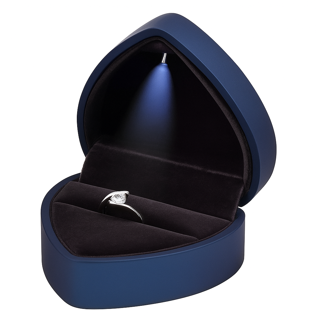 Lyrenne LED Heart Ring Box